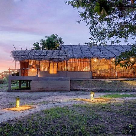 Raalmadu Wilpattu Hotel Achchamulai Buitenkant foto
