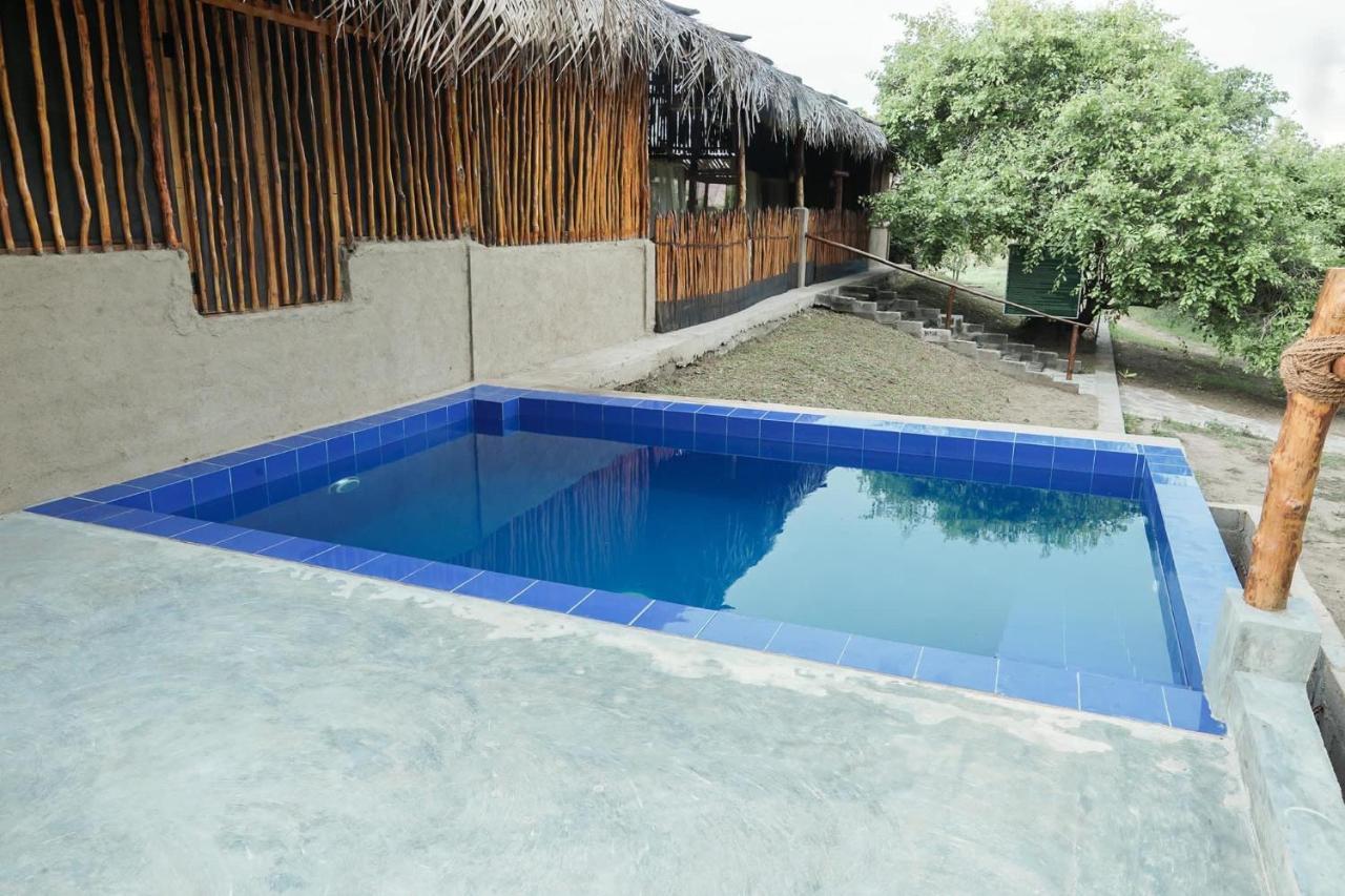 Raalmadu Wilpattu Hotel Achchamulai Buitenkant foto