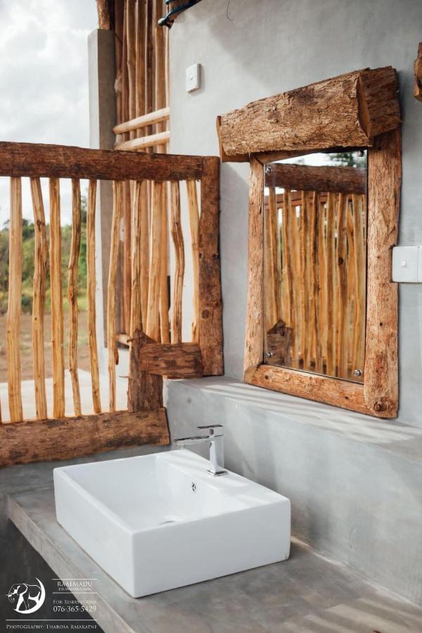 Raalmadu Wilpattu Hotel Achchamulai Buitenkant foto