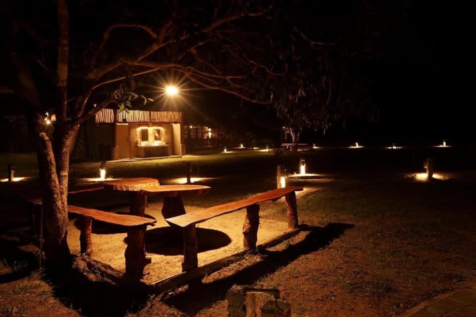 Raalmadu Wilpattu Hotel Achchamulai Buitenkant foto